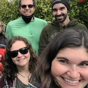 Meet your Posher, Dana